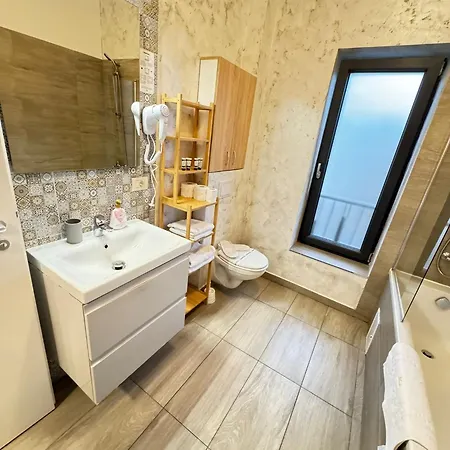 Premier Luxury Lipatti By Glam